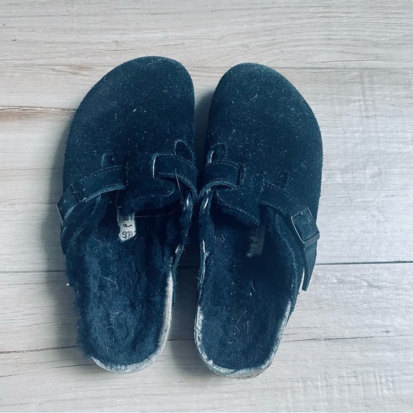 Birkenstock Black Suede Shearling Boston - Picture 2 of 7